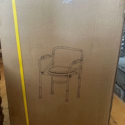  Medical toilet Chair New 