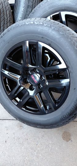 20s TRAIL BOSS RIMS TIRES CHEVY GMC