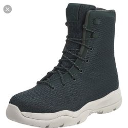 Jordan Future Boot in Grove Green size 10.5