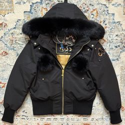 Women’s moose knuckles  Black & Gold Interior 