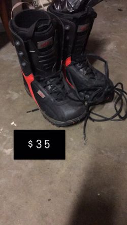 Lamar snow boots size9