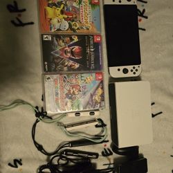 Nintendo Switch OLED With 3 Games