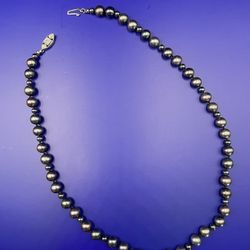Vintage 14K White Gold Black Pearl/ Hematite Necklace 17” Art Deco Clasp