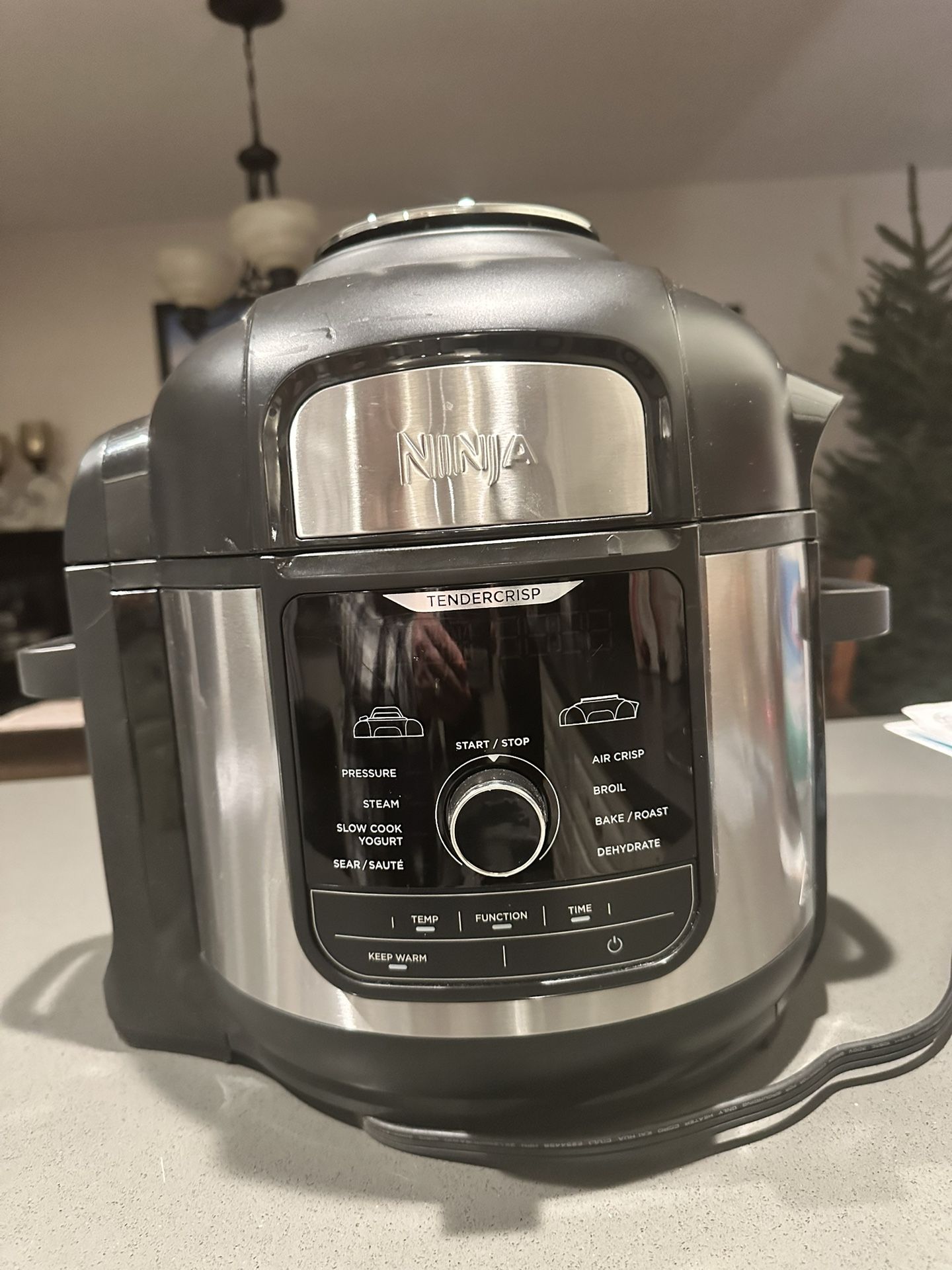 Ninja Foodie Deluxe Cooker