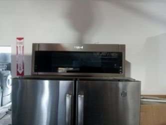 Whirlpool Microwave Space maker For 500.00