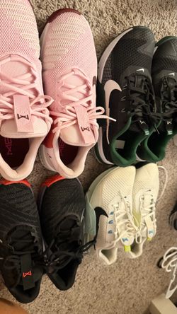 Women’s Nike Metcons Size 9