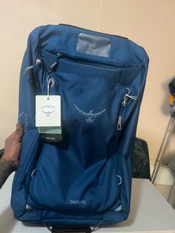Osprey Daylite Carry-On Wheeled Duffel 40L