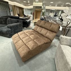 XL Chaise, Lounge Chair, Sleeper Chair