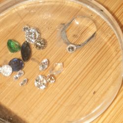Champagne Diamonds White Diamonds Blue Diamonds All Assorted Sizes And Colors 