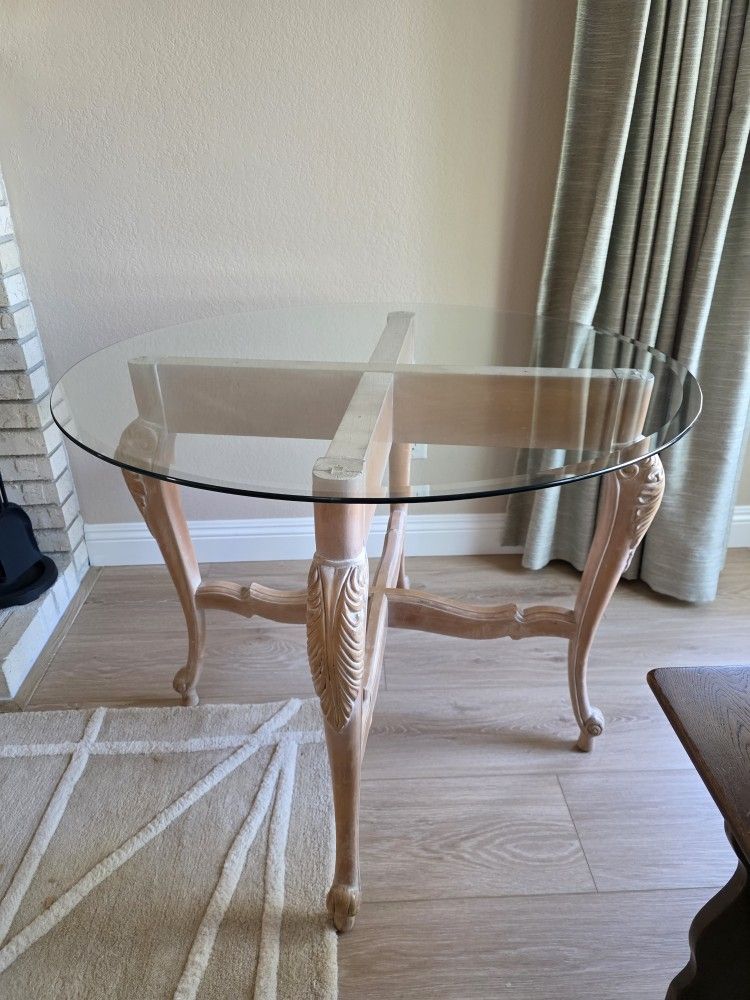 Accent Table