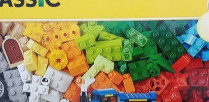 Lego Classic Medium Creative Brick Box 10696 Building Toys for Creative Play BRAND NEW