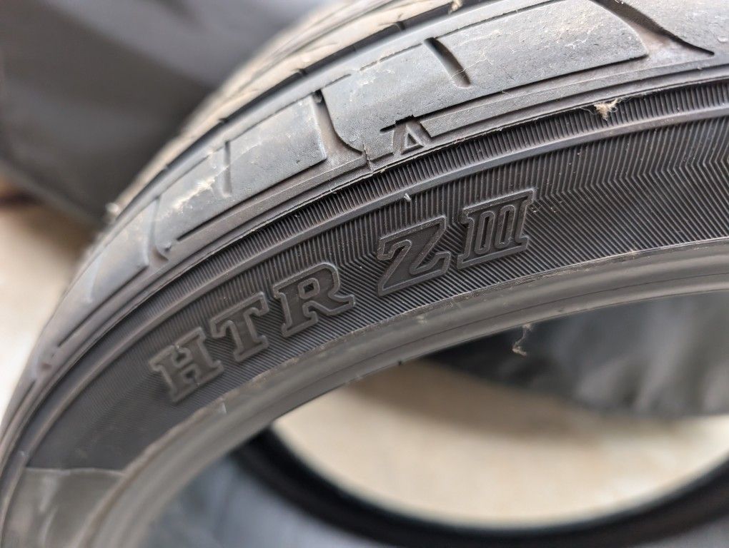 1x Sumitomo HTRZ III 275/30ZR19