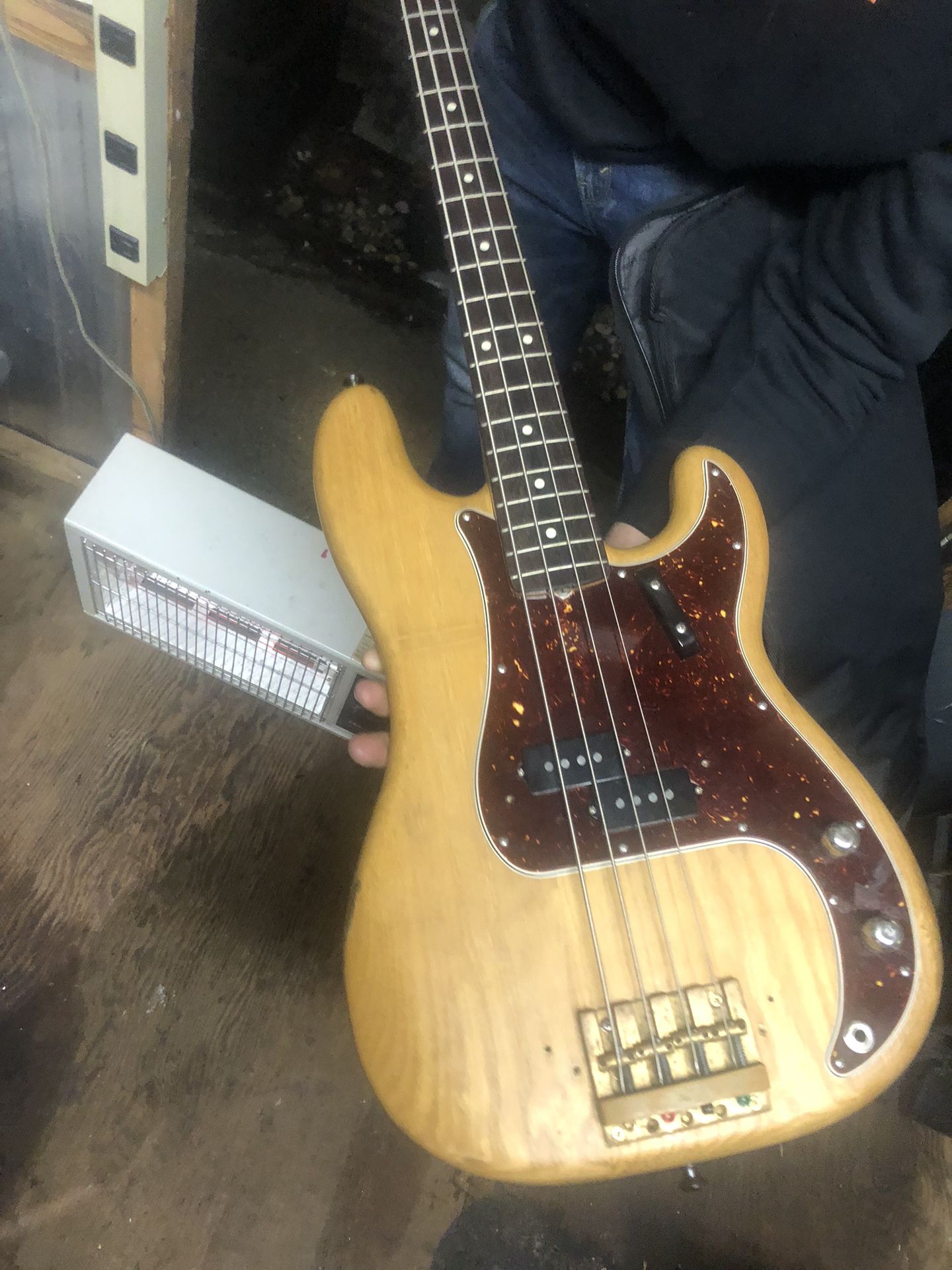 Fender Precision Bass 