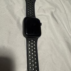 Apple Watch SE 