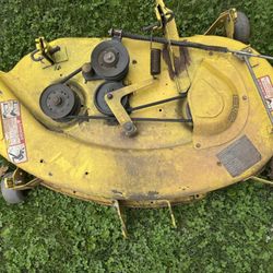 John Deere 38” Mower Deck Off An LX176. Spindles Spin Free. Must Pickup