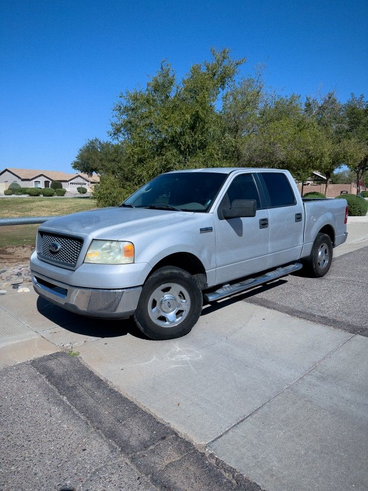 2006 Ford E-150