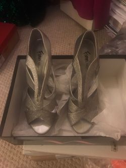 Silver glitter heels. Size 8