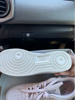 Women’s size 10 Nike AF1