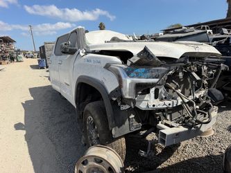 2025 Toyota Tundra For Parts