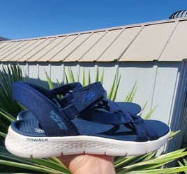 Skechers Slip In Ultra Flex Navy Womens Sandals Size 9