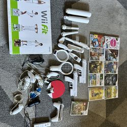 Huge Bundle Of Wii Stuff Including Console!