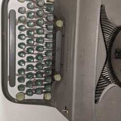 Vintage Type Writer