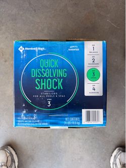 Member's Mark® Quick Dissolving Shock Stabilizer is ideal for all pools and spas.