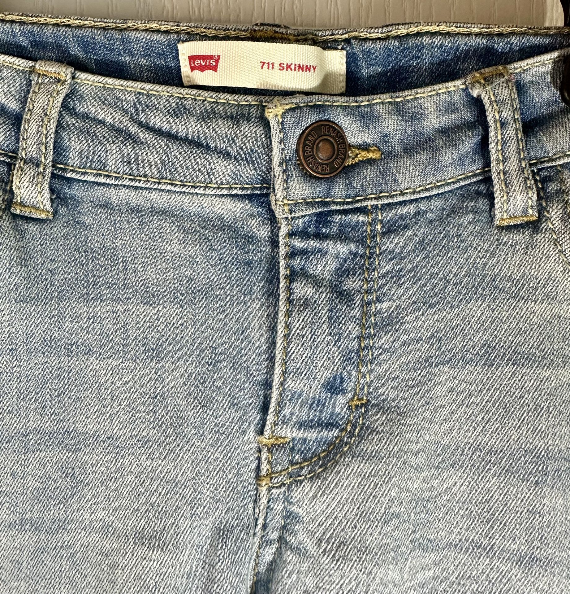 Levi's 711 Girl's Skinny Jeans Light Wash Blue Stretch Size 12