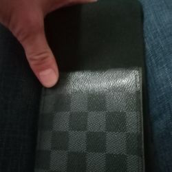 Loui Vuitton Wallet