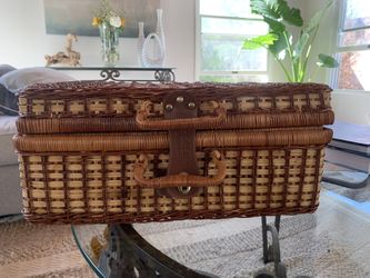 Large Picnic Basket 