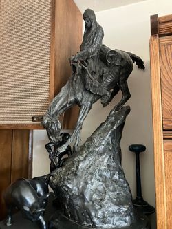 Remington bronze mountain man large