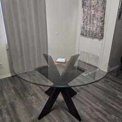 Beautiful expresso X-base glass table 30"Hx 48"Wx 48"D/sits 6. New was $500+