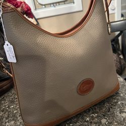 Dooney & Bourke Purse