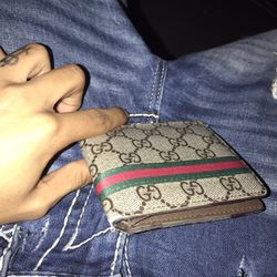 Gucci Wallet Mens Authentic