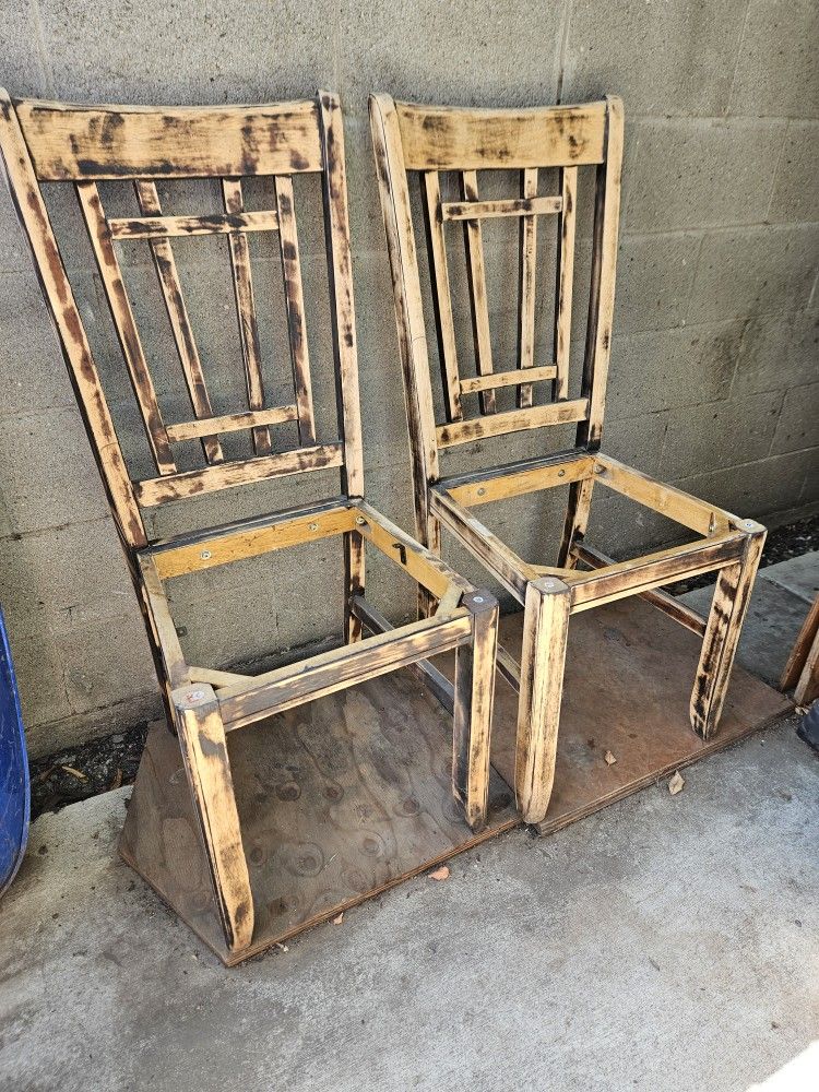 Chairs  4 