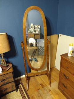 Dressing mirror