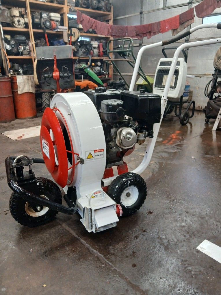 Recondition Little Wonder 9 Hp Honda Leaf And Parking Lot Blower 