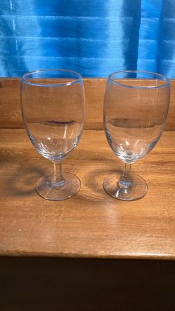 Clear Wine Glass Set