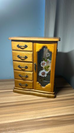 Beautiful Jewelry Box