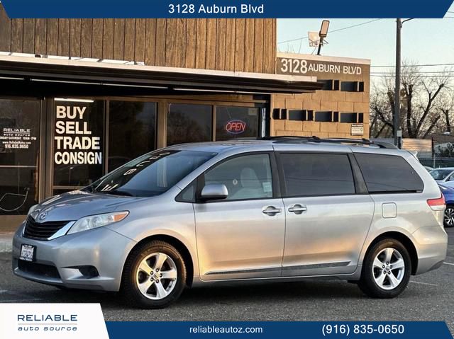 2011 Toyota Sienna