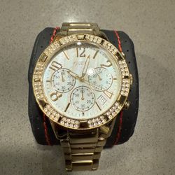 GUESS Chronograph Women’s Watch – Gold-Tone (U0141L2)