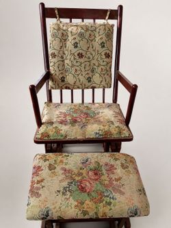 Wood Glider Rocking Chair with Ottoman