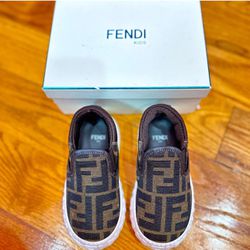 Fendi Kids Sneaker Toddler Size 6