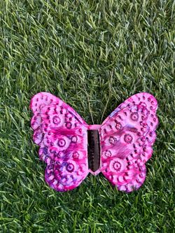 Iman Mariposas de latón, hechas a mano $10 Cada Una