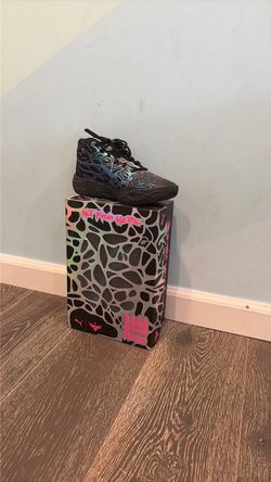 Size 5 Lemelo ball basketball shoes