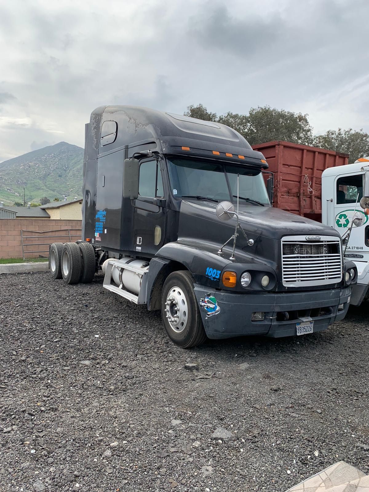 1999 freightliner century