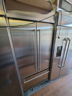 KITCHENAID 36" STAINLESS STEEL BUILT-IN FRENCH DOOR REFRIGERATOR WITH ICE MAKER