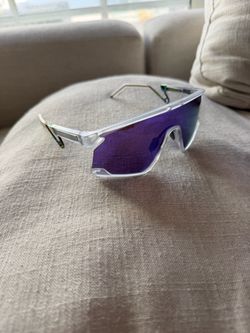 Oakley  Sports Sunglasses