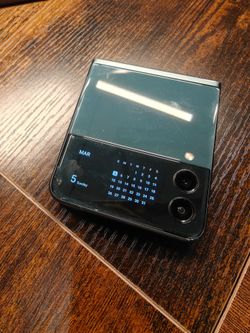 Samsung Galaxy Z Flip3 5G 128GB Unlocked – Original Box