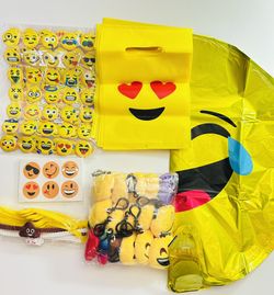 Emoticon Keychain Birthday Party Favorite -#015
